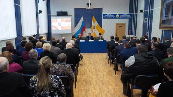 Перспективы объединения города и района обсудили в Георгиевске