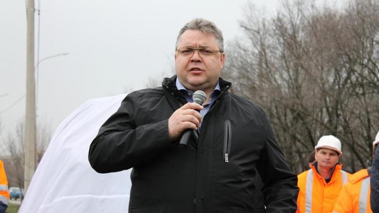 Владимир Владимиров в Невинномысске принял участие в закладке первого камня будущего путепровода