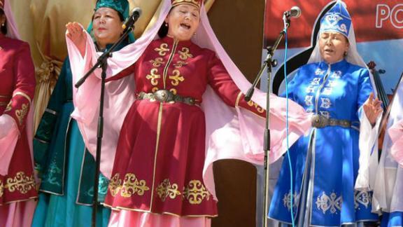 Фестиваль хоровых и вокальных ансамблей прошел в Нефтекумском районе