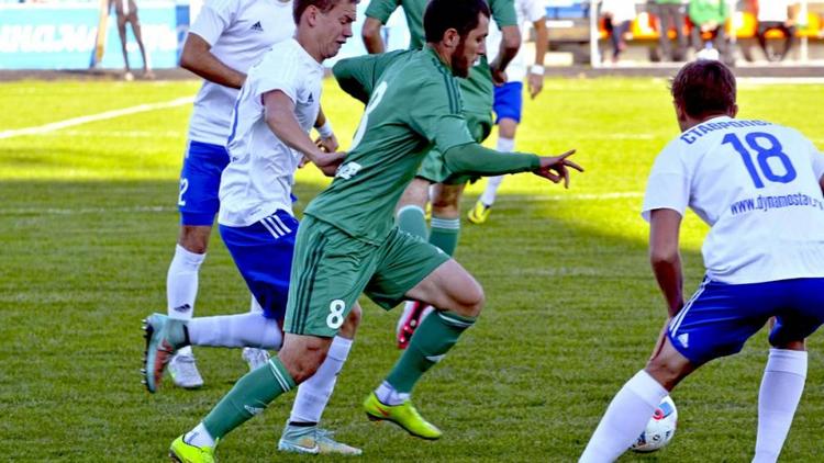 Ставропольские футболисты в Кисловодске забили три безответных гола соперникам из Назрани