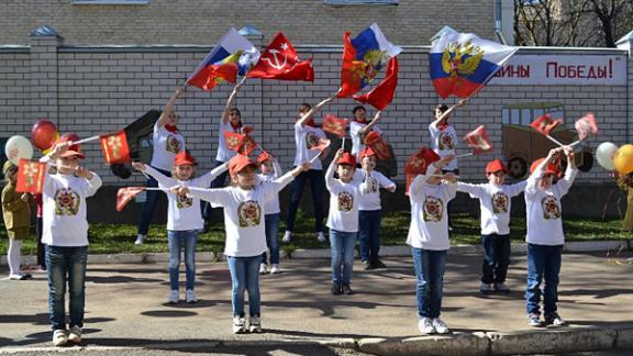 Флешмоб «Машины победы» провели в детском саду Кисловодска