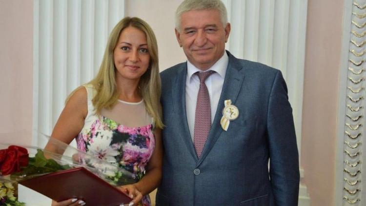49 работников торговли в Ставрополе получили награды перед профессиональным праздником
