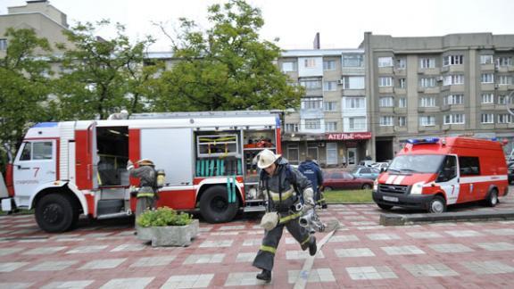 Пожарные тушили Дворец детского творчества Ставрополя. На учениях