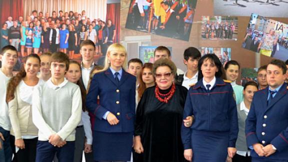 В день правовой помощи детям сотрудники СКР встретились со школьниками Ставрополя
