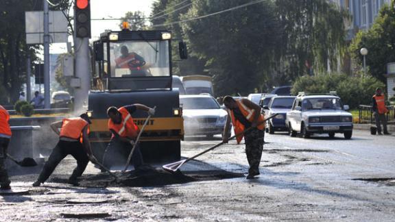 В Ставрополе продолжается ремонт дорог: на очереди проезды и окраины