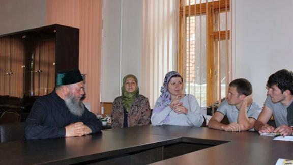 Ребята из Ессентукского профучилища посетили пятигорскую мечеть