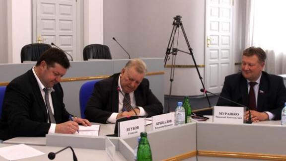 Федерация профсоюзов Ставрополья и «Единая Россия» подписали соглашение о сотрудничестве