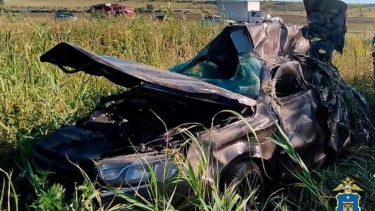 4 человека погибли в аварии в Грачёвском округе Ставрополья