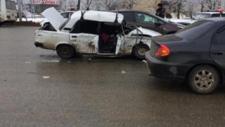 Два человека пострадали при столкновении «Жигулей» с грузовой «ГАЗелю» в Ставрополе