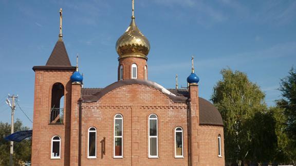 Освящен храм Георгия Победоносца в селе Первомайском Ипатовского района
