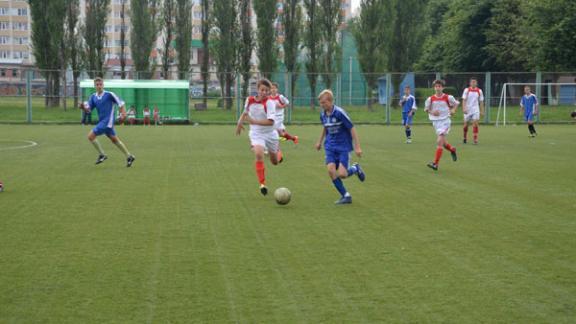 На Всероссийский «Кожаный мяч» поедет команда «АСБ» из Новоалександровского района
