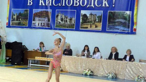 Более 300 гимнасток со всей России соревнуются в Кисловодске