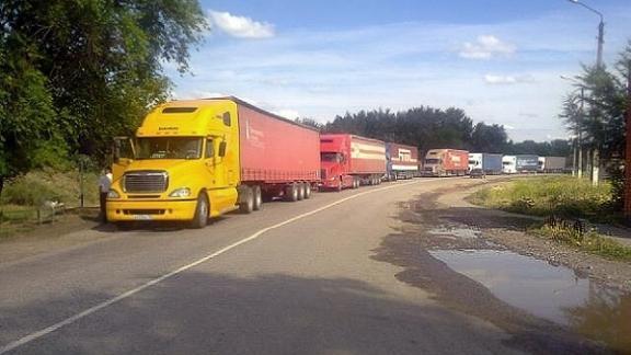 В Нефтекумском районе задержаны два грузовика с алкоголем без документов