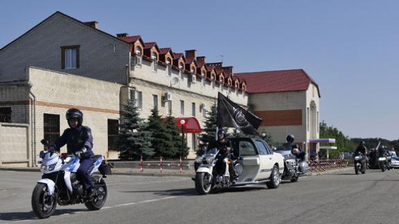 Безопасности дорожного движения посвятили автомотопробег в Ставрополе
