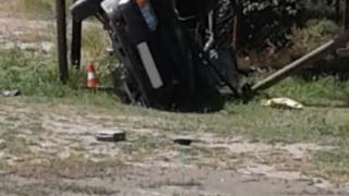 В Нефтекумском округе легковушка сбила опору ЛЭП и газопровод: водитель погиб
