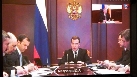 Коммунальные тарифы и ЖКХ - тема видеосовещания Медведева с министрами