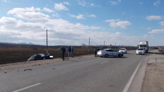 Один человек погиб и 10 получили травмы за сутки на дорогах Ставропольского края