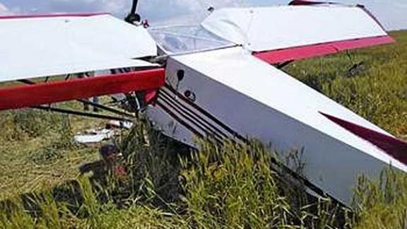 Легкомоторный самолёт из Кисловодска рухнул в Калмыкии: двое пострадавших