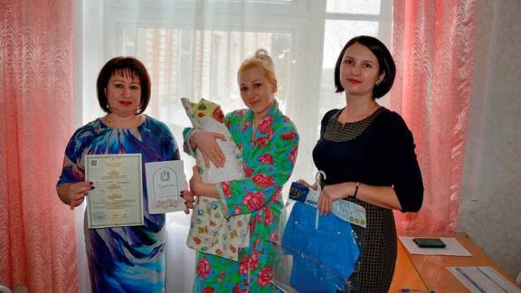 Новорожденный получил письмо от губернатора Ставрополья накануне 23 февраля
