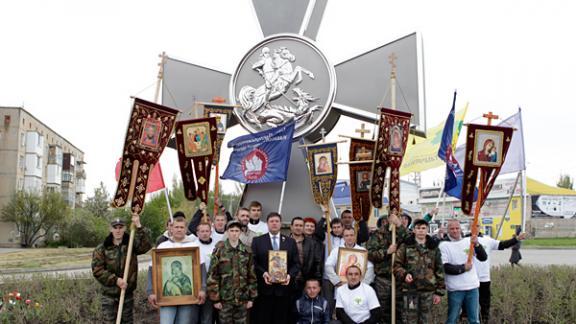 Памятник в виде ордена Георгиевского креста открылся в Михайловске