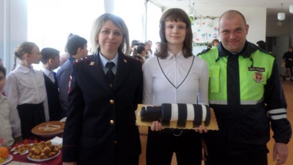 Торт «Жезл ДПС» победил в кулинарном конкурсе по ПДД в Буденновском районе
