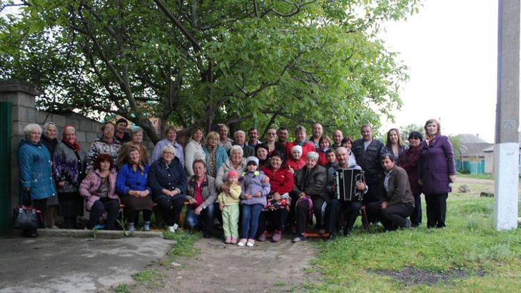 Международный день семьи отметили в Александровском районе