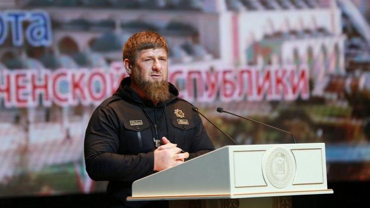 В Грозном отметили 14-летие Конституции Чеченской Республики
