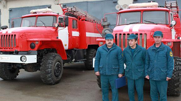 Две сельские пожарные части Ставрополья получили новые машины «Урал»