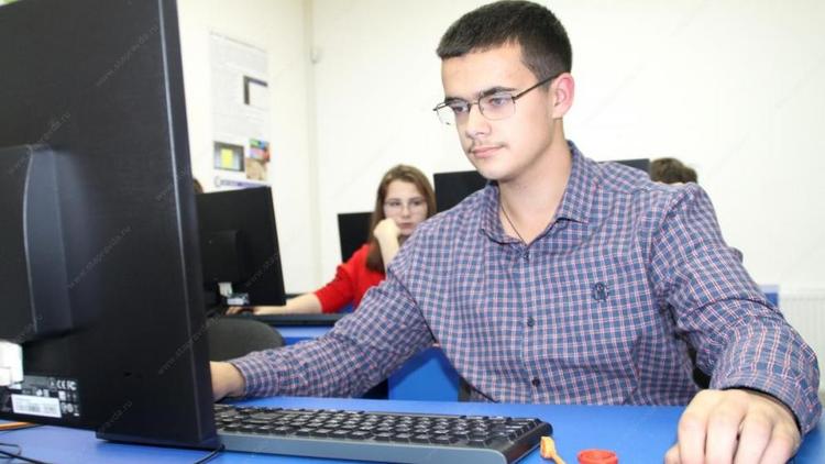 На Ставрополье центры молодежного инновационного творчества готовят инженерные кадры завтрашнего дня
