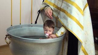 Студенты стали крестными родителями 12 малышей из Дома ребенка в Ставрополе