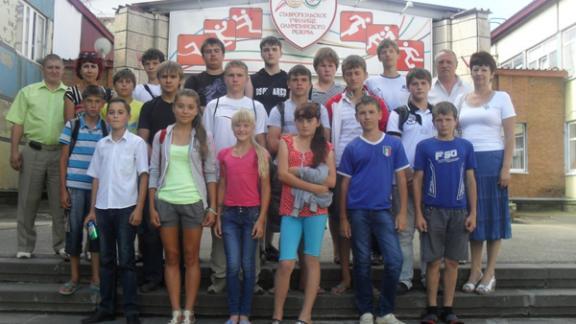 Спортсмены из Апанасенковского района побывали в ставропольском училище олимпийского резерва