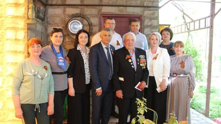 Ветерана Великой Отечественной войны поздравили в Степновском округе Ставрополья