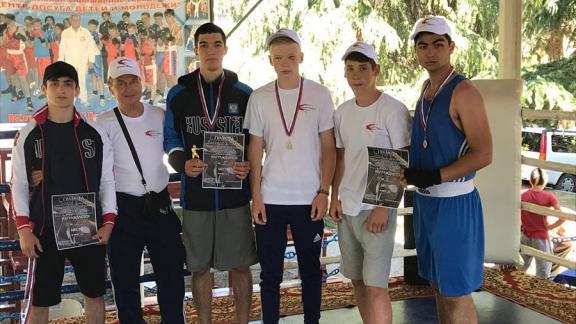 Ставропольские боксеры успешно выступили на международном турнире в Сочи