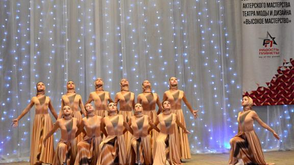 «С пятки на носок» натанцевали ставропольцы на 9 кубков Всероссийского конкурса