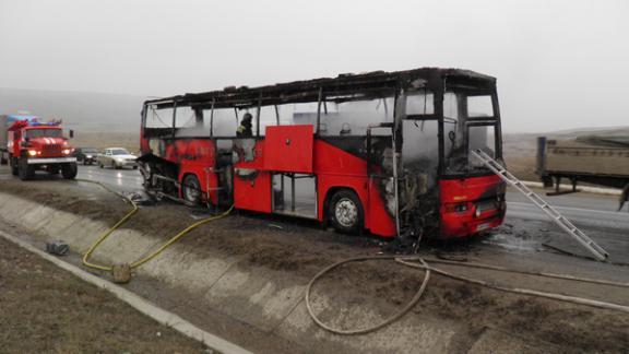 На Ставрополье сгорел пассажирский автобус