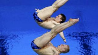 На чемпионате мира по водным видам спорта в Барселоне - Евгений Кузнецов и Илья Захаров