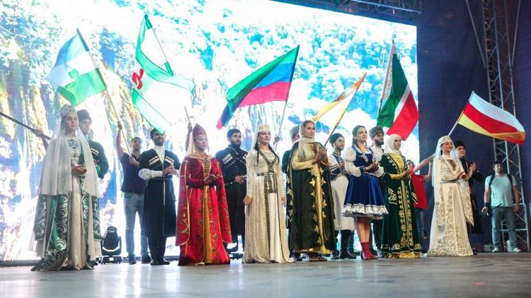 В Пятигорске открылся X Северо-Кавказский молодёжный форум «Машук»