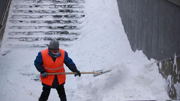 Прокуратура проверила как на Ставрополье очищаются дороги, тротуары и крыши домов от снега