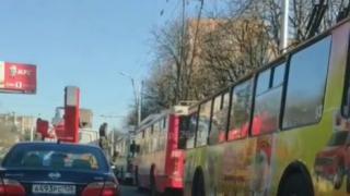 В Ставрополе ДТП на Ленина «парализовало» троллейбусы