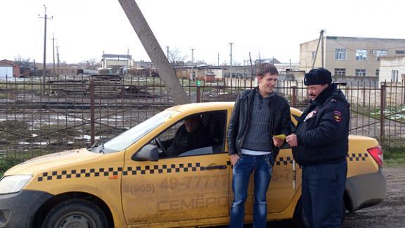 Акцию «Таксист-нелегал» провел отдел ГИБДД Андроповского района