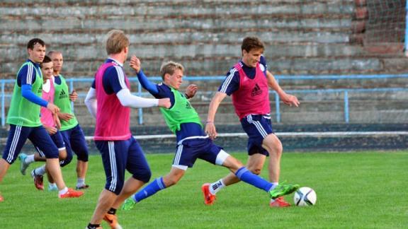 Футболисты «Динамо» проводят серию матчей в Кисловодске