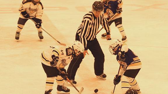 В День хоккея пять детских команд сразились на льду Невинномысска