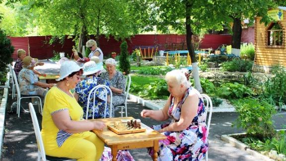 Логическое мышление развивали пенсионеры из Лермонтова на шахматном турнире