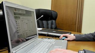 Около 17 тысяч корпоративных клиентов Сбербанка в марте открыли расчетные счета через Интернет