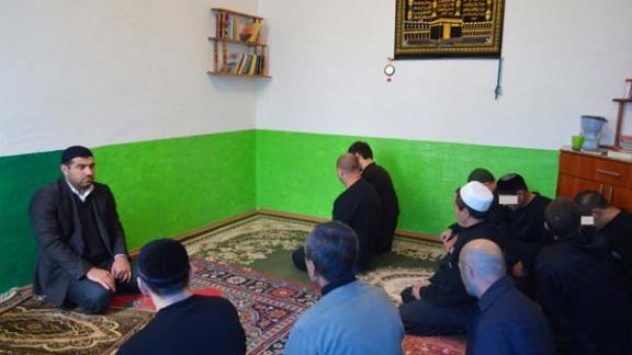 Исправительную колонию на Ставрополье посетил представитель краевого Духовного Управления мусульман