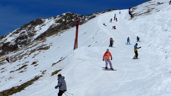 ВТБ: россияне увеличили спрос на горнолыжные курорты перед новогодними каникулами