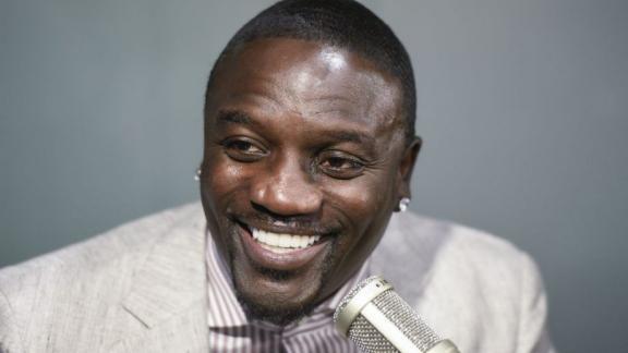 Рэпер Akon записал видеообращение для ставропольчан