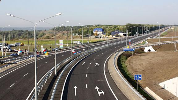 Реализацию стратегии развития сети автомобильных дорог Ставрополья обсудили в ПСК