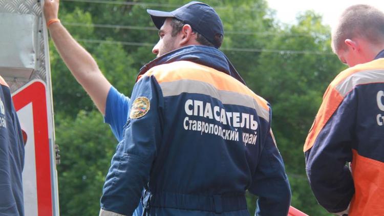 Спасатели устраняют последствия ливня в Ставрополе