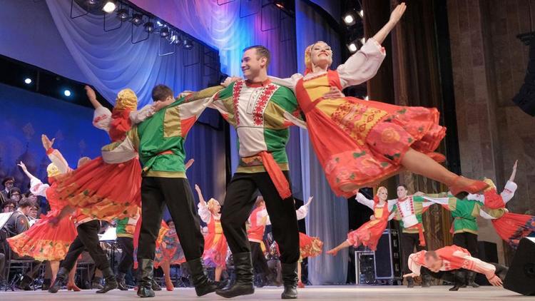 Ансамбль песни и пляски войск Росгвардии дал концерт в Ставрополе